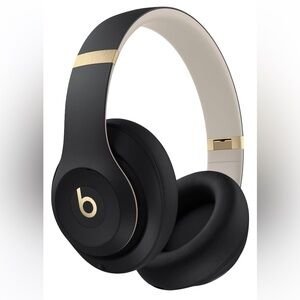 Beats Studio Pro by Dre Over-Ear Wireless Headphones in Black & Gold New in Box